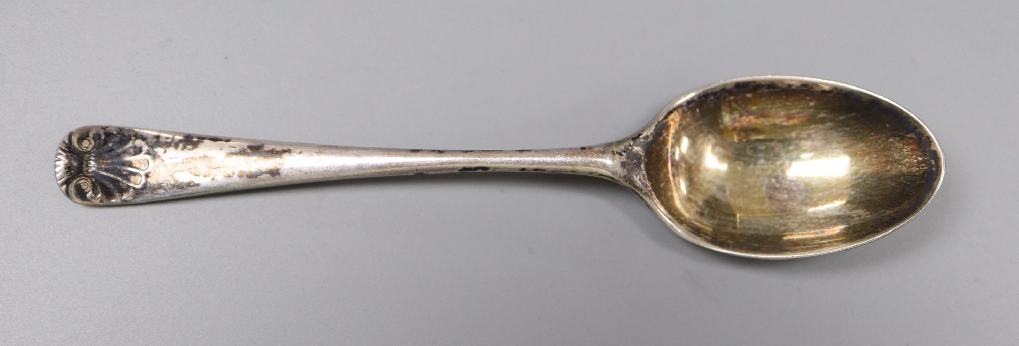 A set of six George V silver coffee spoons with shell terminals, by Thomas Bradbury & Sons, cased.